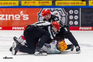 Löwen Frankfurt - Pinguins Bremerhaven - 25.2.26 - 134
