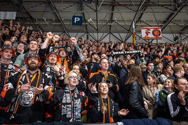 Löwen Frankfurt - Pinguins Bremerhaven - 25.2.26 - 137