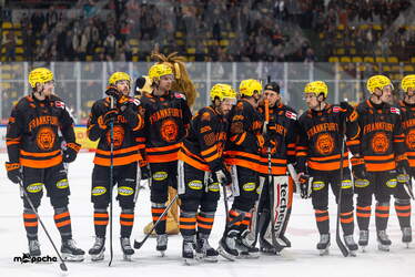 Löwen Frankfurt - Pinguins Bremerhaven - 25.2.26 - 145
