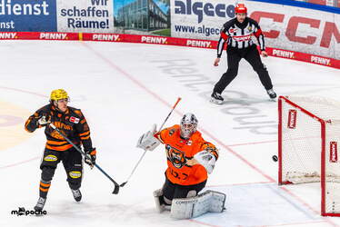 Löwen Frankfurt - Grizzlys Wolfsburg - 1.3.26 - 085