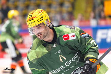 Löwen Frankfurt - Iserlohn Roosters - 6.3.26 - 002