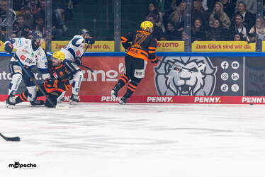 Löwen Frankfurt - Iserlohn Roosters - 6.3.26 - 046