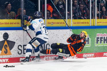 Löwen Frankfurt - Iserlohn Roosters - 6.3.26 - 055