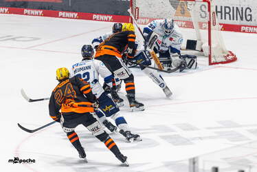 Löwen Frankfurt - Iserlohn Roosters - 6.3.26 - 079