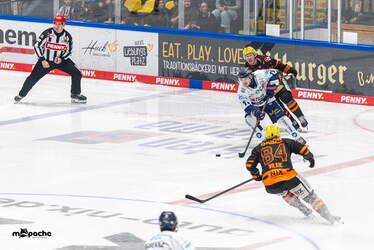 Löwen Frankfurt - Iserlohn Roosters - 6.3.26 - 085