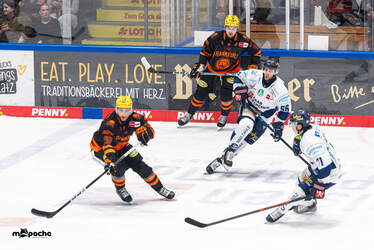 Löwen Frankfurt - Iserlohn Roosters - 6.3.26 - 088