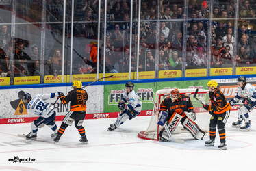 Löwen Frankfurt - Iserlohn Roosters - 6.3.26 - 090