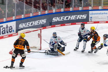 Löwen Frankfurt - Iserlohn Roosters - 6.3.26 - 097