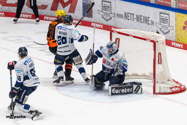 Löwen Frankfurt - Iserlohn Roosters - 6.3.26 - 113