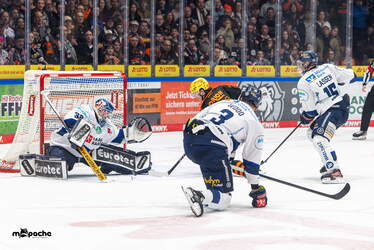 Löwen Frankfurt - Iserlohn Roosters - 6.3.26 - 141