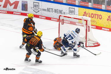 Löwen Frankfurt - Iserlohn Roosters - 6.3.26 - 159