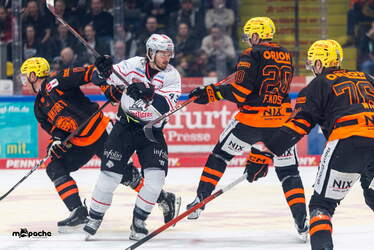 Löwen Frankfurt - Nürnberg Ice Tigers - 15.3.26 - 036