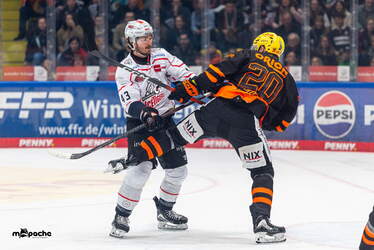 Löwen Frankfurt - Nürnberg Ice Tigers - 15.3.26 - 038