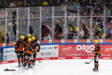 Löwen Frankfurt - Nürnberg Ice Tigers - 15.3.26 - 053