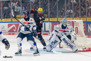 Vorbereitung - Löwen Frankfurt - ERC Ingolstadt - 12.9.26 - 026