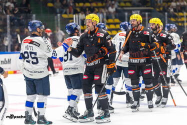 Vorbereitung - Löwen Frankfurt - ERC Ingolstadt - 12.9.26 - 088